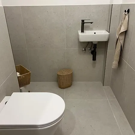 Dlouha 8 Apartment *